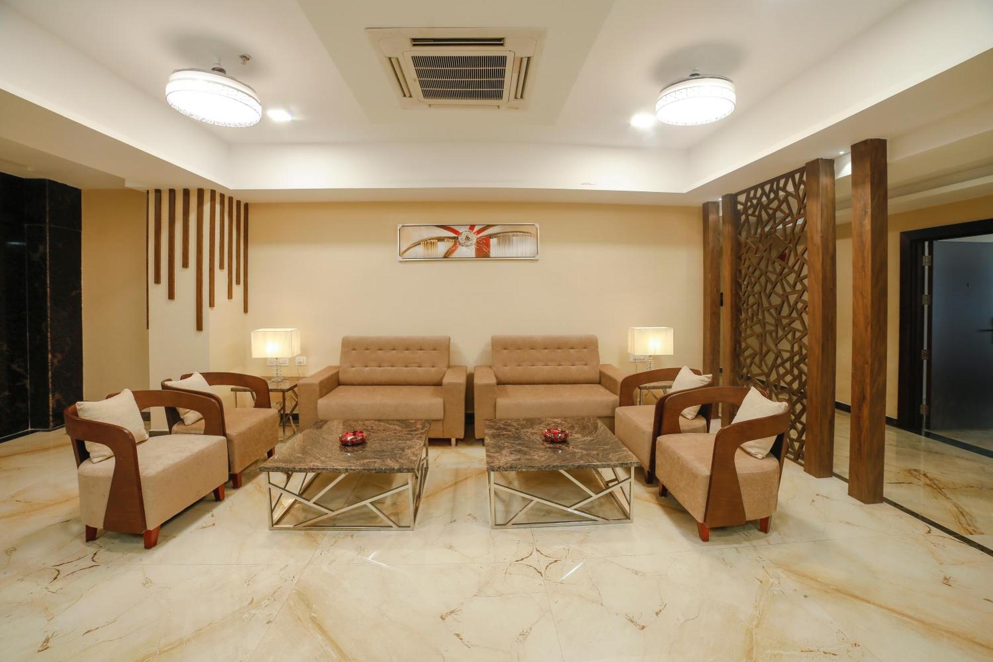 Hotel Annapurna De Royal Гунтур Екстер'єр фото