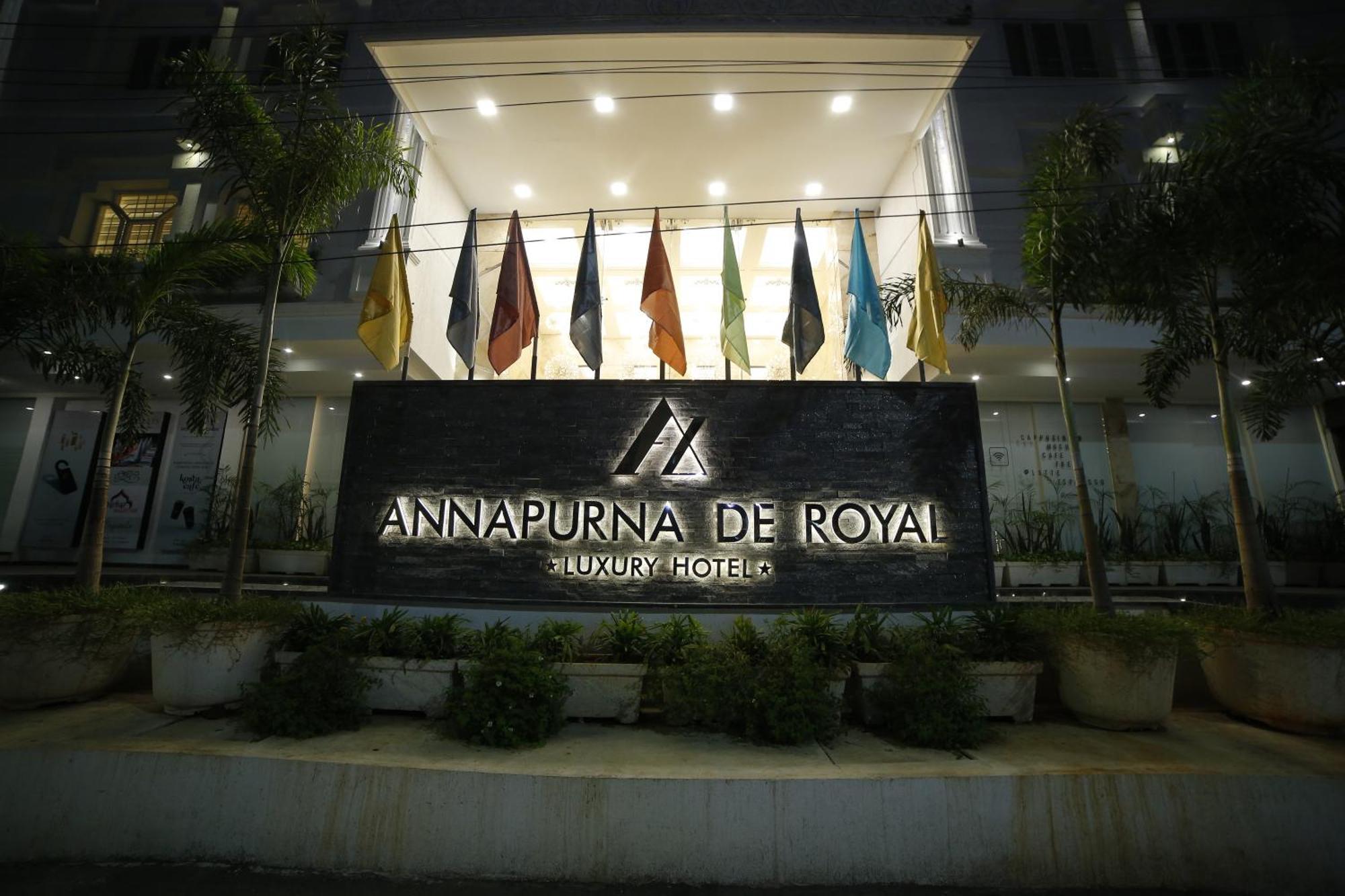 Hotel Annapurna De Royal Гунтур Екстер'єр фото